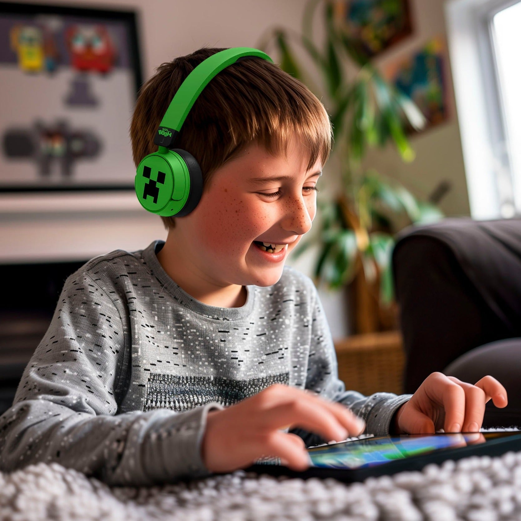 Minecraft Creeper Kids Wireless Headphones - Green